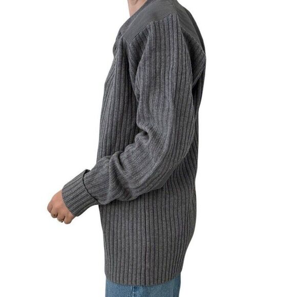 LL Bean Mens Gray 100% Merino Wool Ribbed Henley Elbow Patch Sweater Sz L Tall - Picture 4 of 6